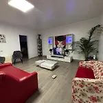 Bob Residence- Chic Penthouse Apartament *