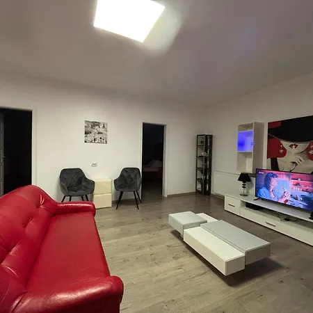 Apartment Bob Residence- Chic Penthouse