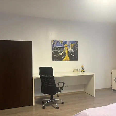 Bob Residence- Chic Penthouse