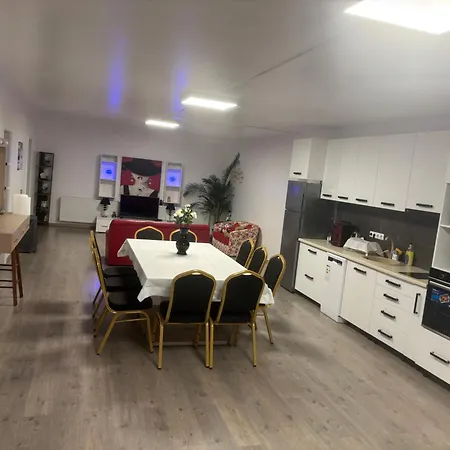 Bob Residence- Chic Penthouse Apartmán