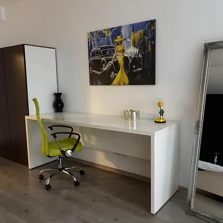 Bob Residence- Chic Penthouse Cluj-Napoca